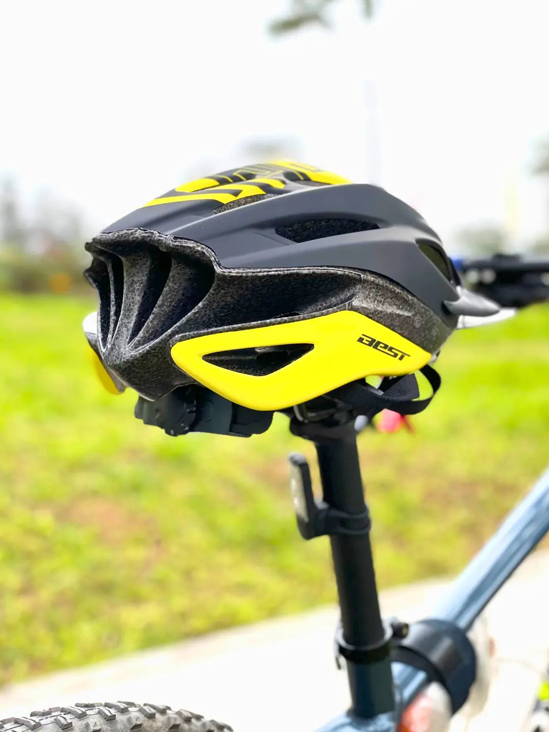 Casco de Ciclismo Essential - Protección y Comodidad para Ciclistas