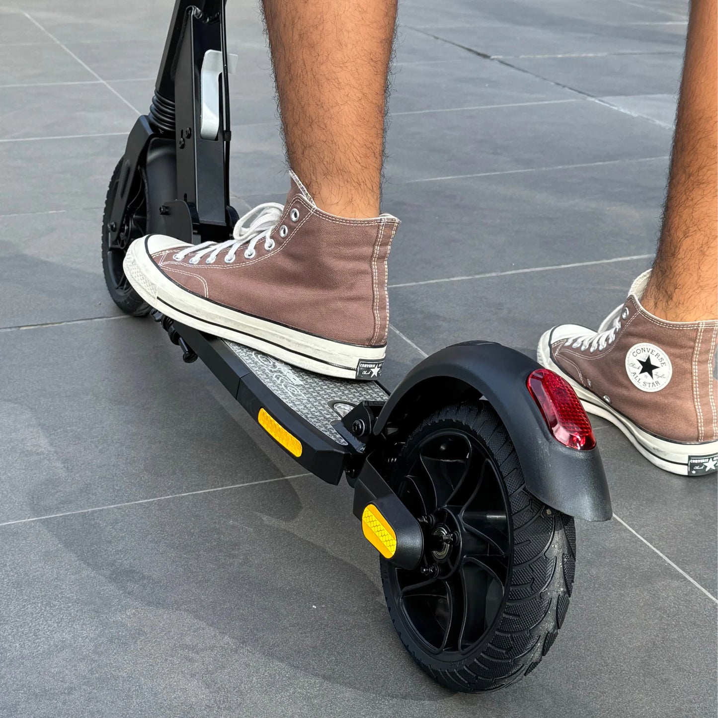 Scooter + Casco | Pack de Seguridad al Mejor Precio
