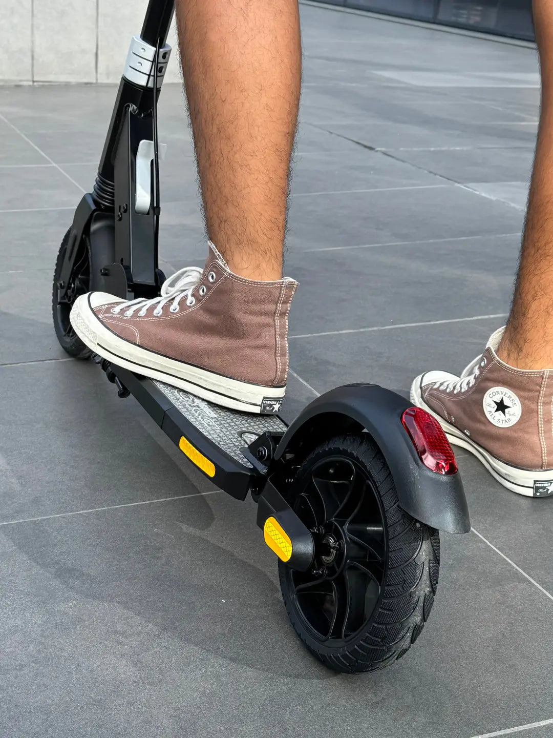 Scooter + Casco | Pack de Seguridad al Mejor Precio