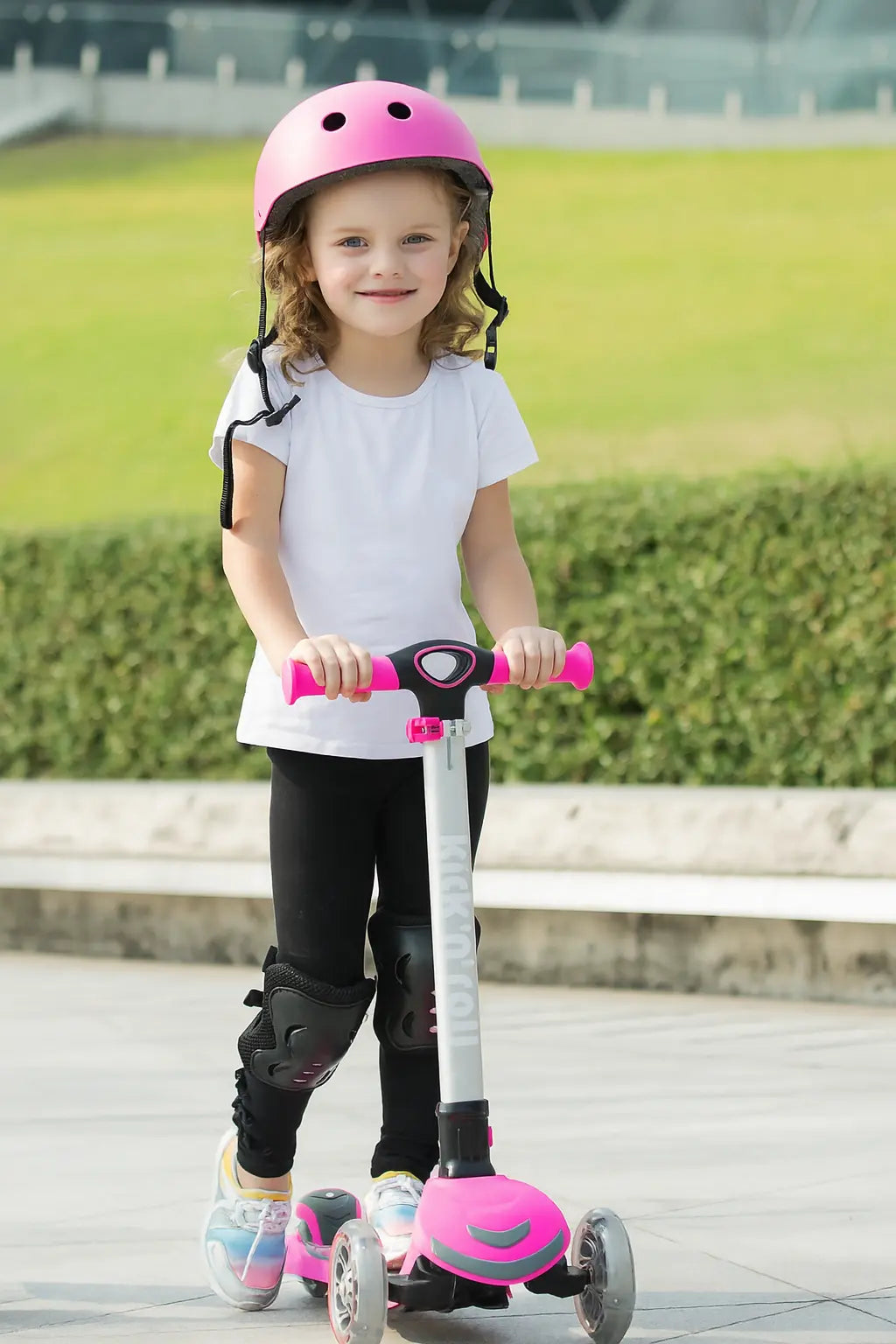 Scooter Kicknroll para niños de 3 a 10 años con ruedas led