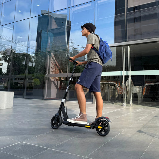 SCOOTER DE DOS RUEDAS PARA NIÑOS DESDE LOS 7 AÑOS.webp__PID:28a3e8a0-c8c1-4b12-8f61-f6633ac8e02a